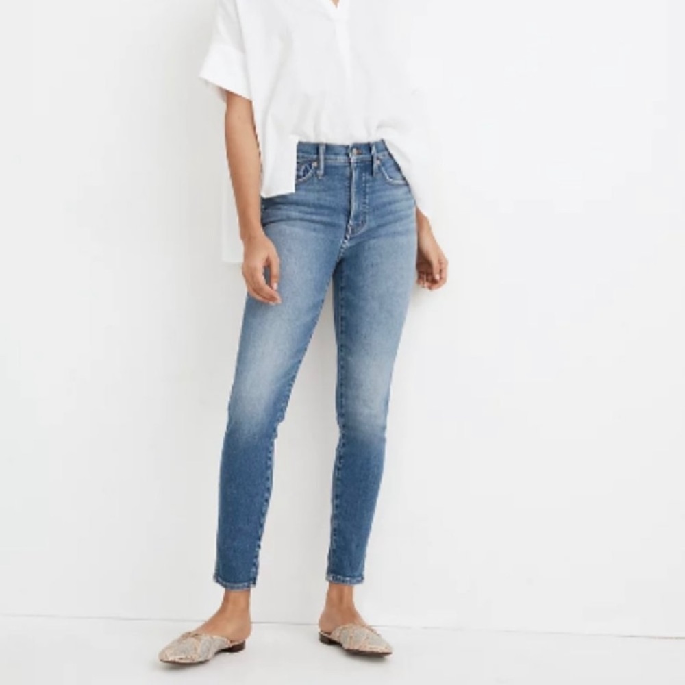 Madewell Light Wash High Riser Crop Jeans
